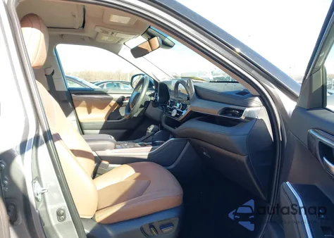 2025 Toyota Highlander Hybrid Limited 25Th Edition from USA, damaged, VIN 5TDKBRCH8SS659906